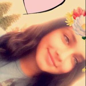 Meet your Posher, Ariela